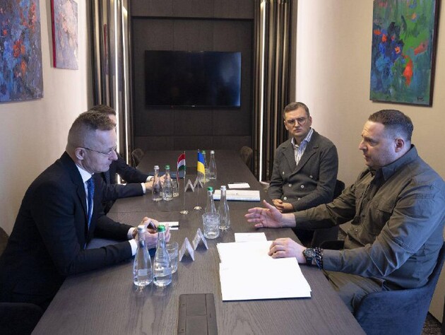 В Ужгороде идут украино-венгерские переговоры. Ермак заявил, что нужен 