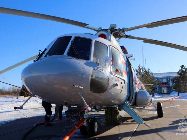 Гелікоптер МНС Росії зник над озером у Карелії