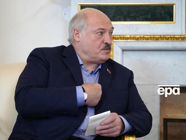 Лукашенко дозволив білоруським військовим застосовувати зброю проти громадян і не відповідати за їх убивство