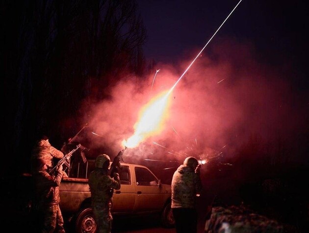 Атака Shahed на юге Украины продолжалась больше пяти часов. Сбито 26 дронов, в Николаеве был пожар – силы обороны