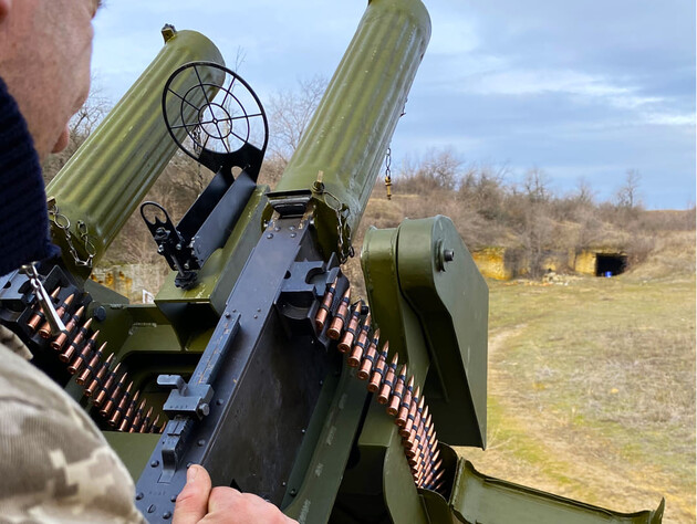 Українська армія розконсервувала 30 тис. вінтажних кулеметів 
