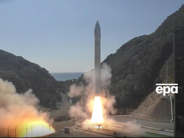 В Японии сразу после старта взорвалась ракета, пытавшаяся вывести на орбиту спутник. Видео