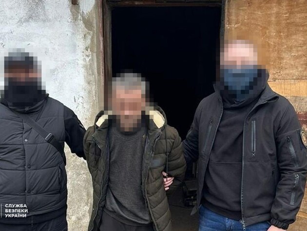 У Миколаївській області затримали колишнього співробітника оборонного заводу, підозрюваного у шпигунстві за силами оборони – СБУ