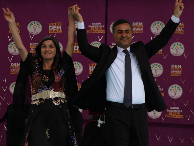 У Туреччині після протестів визнали перемогу опозиціонера під час виборів мера міста. Він переміг кандидата від партії Ердогана