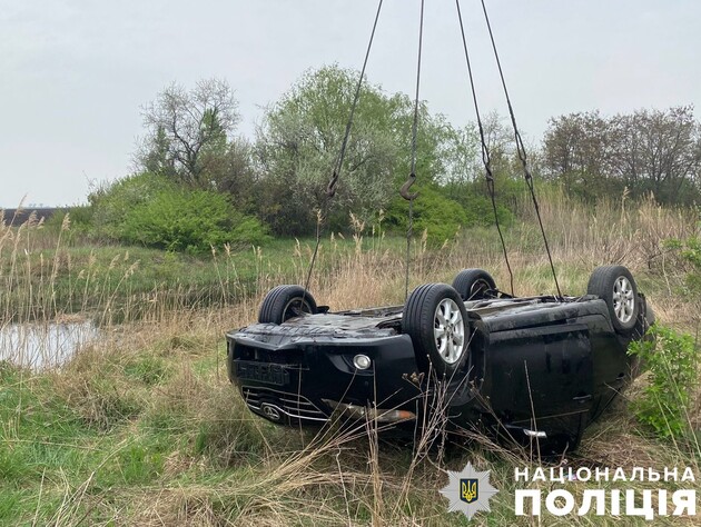 У Полтавській області у річці опинилася Toyota, загинуло двоє людей – поліція
