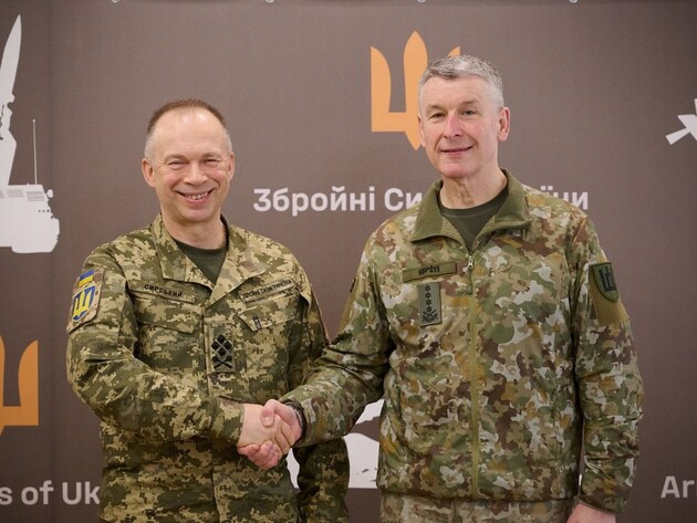 Сирський зустрівся в Києві з військовим керівництвом Литви