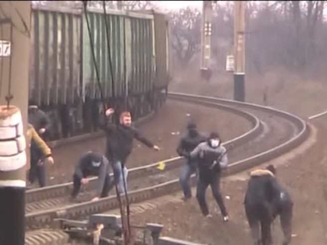 Протистояння на редуті торгової блокади Донбасу. Відео