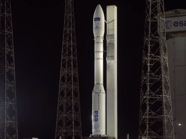 Во Французской Гвиане запустили ракету-носитель Vega с украинским двигателем. Видео