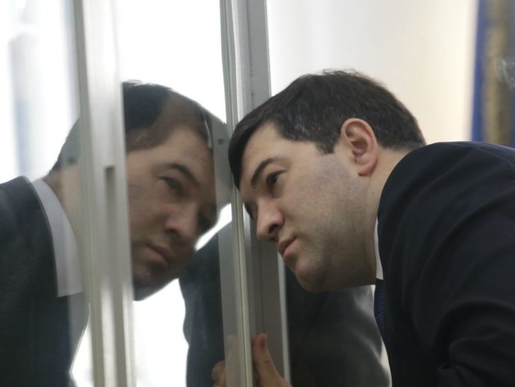 Насиров заявил, что сдал все документы, дающие право выезда за границу