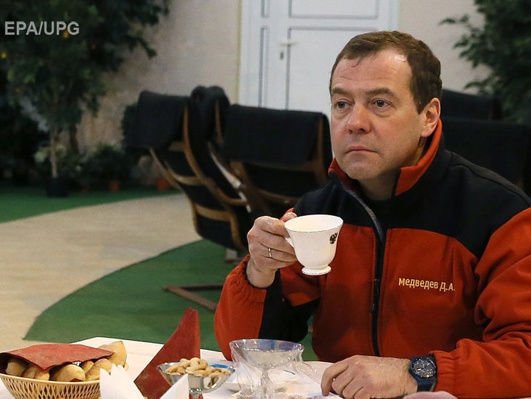 Соавтор фильма-расследования "Он вам не Димон": Медведев у нас фигурировал как Черный Властелин