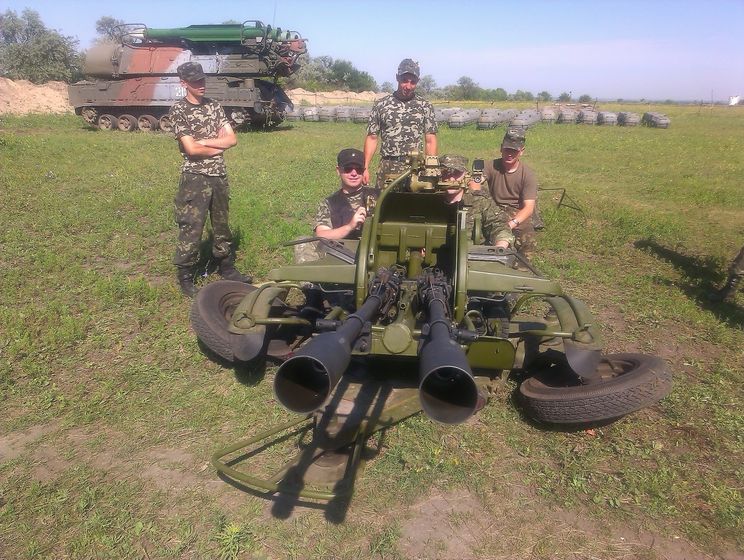 Bellingcat: Украинские "Буки", якобы сфотографированные под Донецком в 2014 году, находились в Полтавской области
