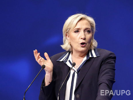Ле Пен заявила, що в разі обрання президентом призначить лідера партії "Підводься, Франціє!" прем'єр-міністром