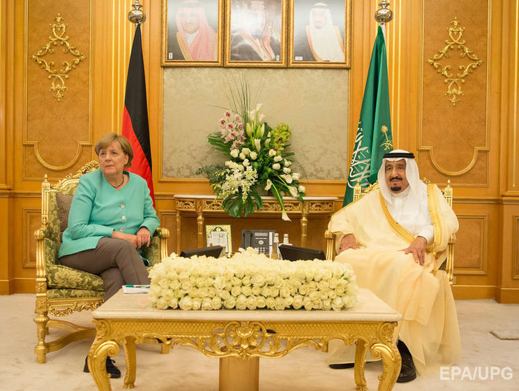 Меркель отказалась соблюдать дресс-код в Саудовской Аравии