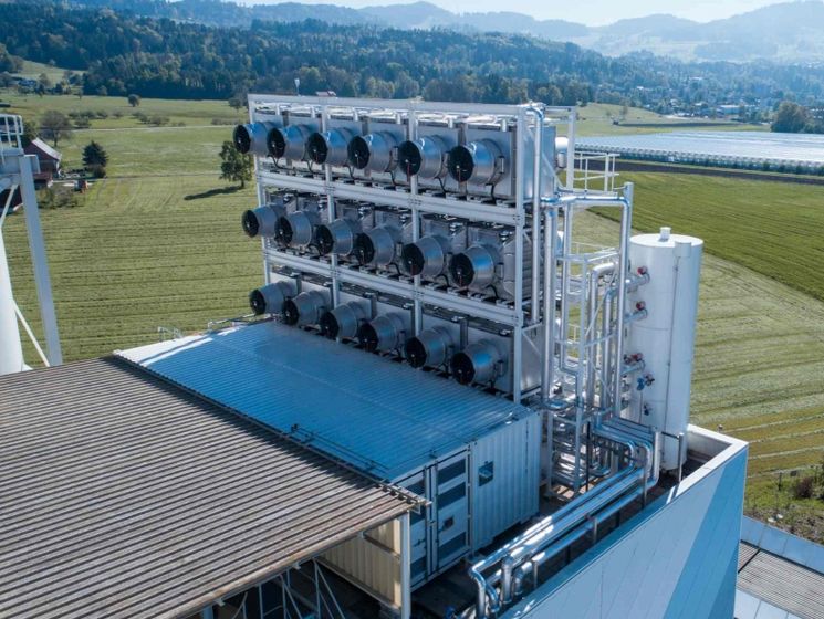 В Швейцарии запустили завод по извлечению углекислого газа из атмосферы