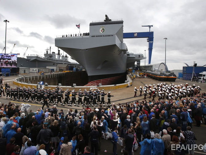 Крупнейший корабль Королевского военного флота Британии отправится в испытательное плаванье