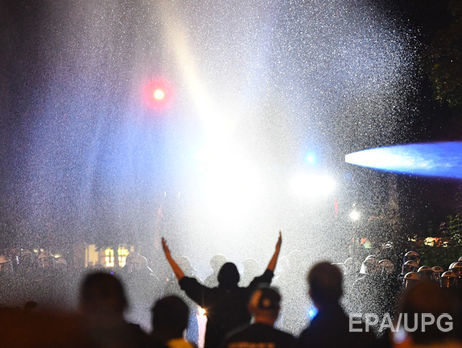 В Гамбурге полиция применила водометы против протестующих за два дня до саммита 