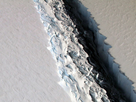 Отколовшийся фрагмент составляет примерно 12% ледника Ларсена С