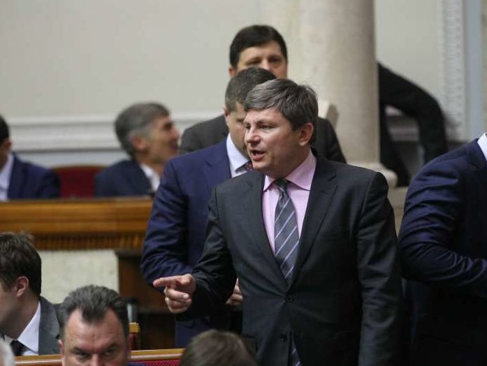 ﻿Герасимов: Група чоловіків не пускала Барну та інших депутатів до парламенту голосувати за зняття недоторканності з Добкіна