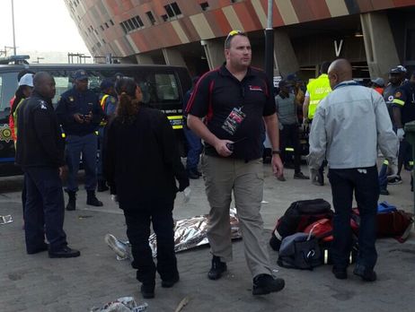 Унаслідок тисняви на стадіоні в ПАР загинуло дві людини
