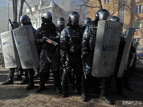 Суд отправил под домашний арест экс-беркутовца, подозреваемого в избиении активистов Автомайдана