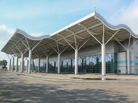 Неизвестный сообщил о взрывчатке в международном аэропорту Одессы – полиция