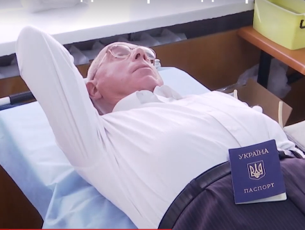 ﻿72-річний житель Дніпра 726-й раз став донором крові. Відео 