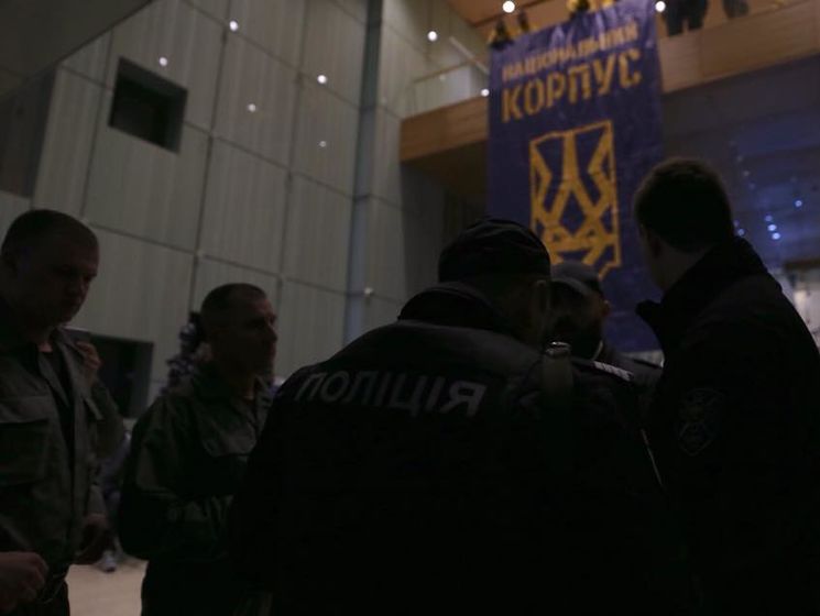 В Генпрокуратуре заявили, что захваченная протестующими "вертолетная площадка Януковича" управляется госпредприятием