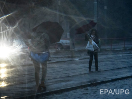 ﻿В Україні оголосили штормове попередження