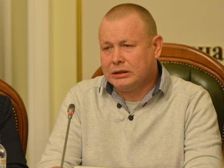 Порошенко вручил ключи от квартиры бывшему пленнику "ЛНР" Жемчугову