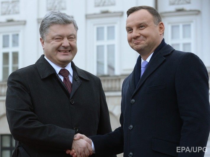 Порошенко в разговоре с Дудой заявил, что надеется на укрепление стратегического партнерства между Украиной и Польшей