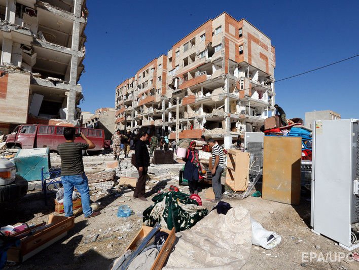 Число жертв землетрясения в Иране возросло до 530
