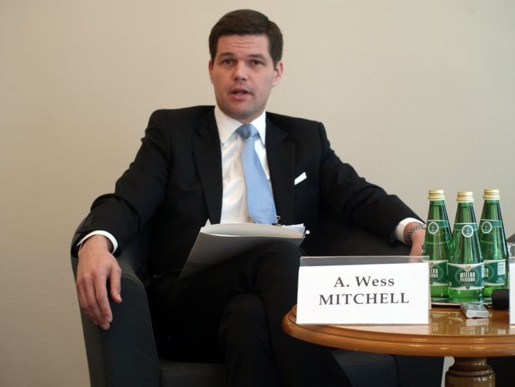 В Украину прибыл помощник госсекретаря США Митчелл