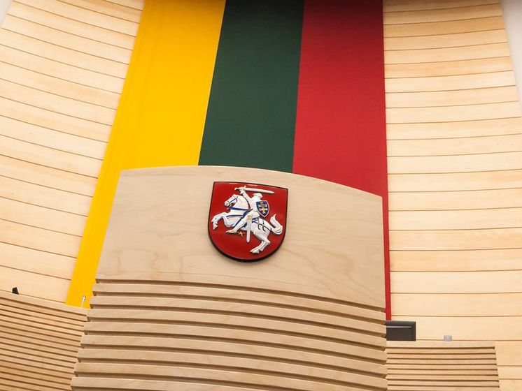 Сейм Литвы принял "закон Магнитского", запретив въезд в страну иностранцам, связанным с коррупцией и нарушением прав человека