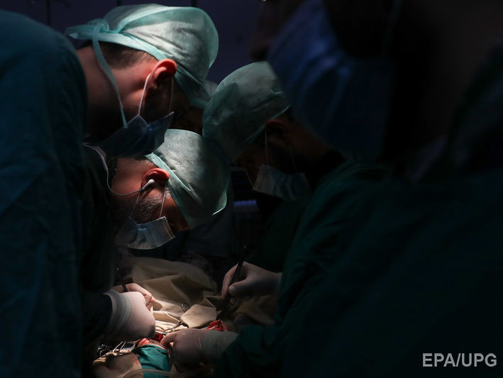﻿У Франції лікарі провели операцію з пересадження 95% шкіри пацієнта