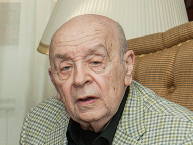 Бронєвой помер на 89-му році життя