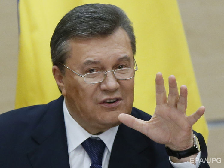Янукович просит вернуть своего адвоката Сердюка в процесс по делу о госизмене