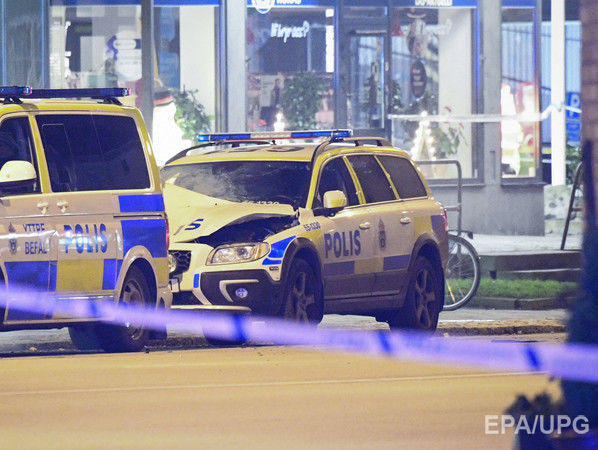 В шведском Мальме взорвали полицейскую машину