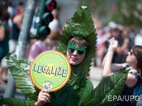 У Каліфорнії стало легальним уживання марихуани з рекреаційною метою
