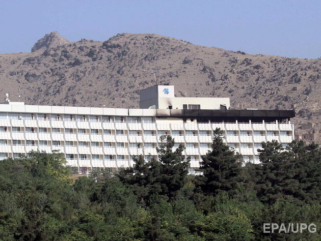 В Кабуле боевики захватили отель и взяли заложников