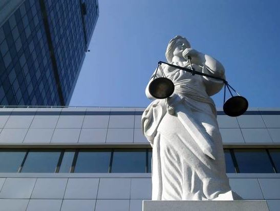 Суд у 150 разів зменшив суму застави для бізнесмена Альперіна, підозрюваного у спробі підкупу працівника НАБУ