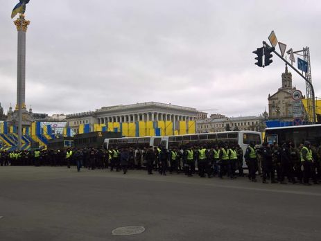 Доступ колони мітингувальників до Майдану Незалежності перекрили силовики