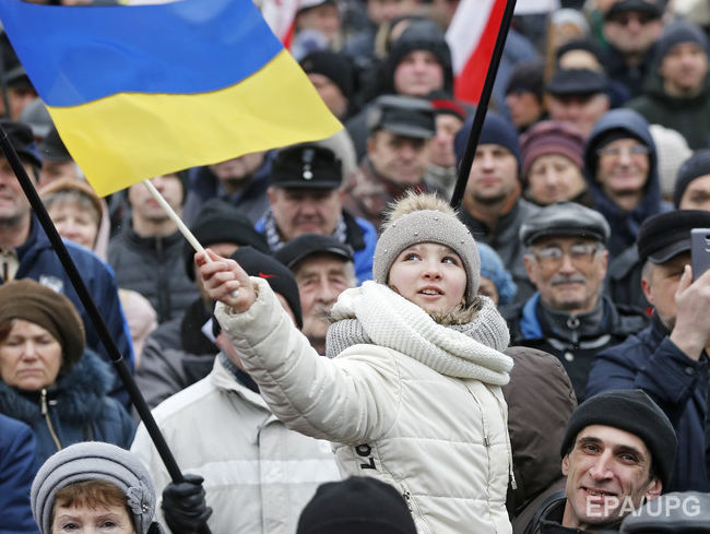 Украина заняла 83 место в рейтинге демократий, попав в категорию "гибридных режимов"