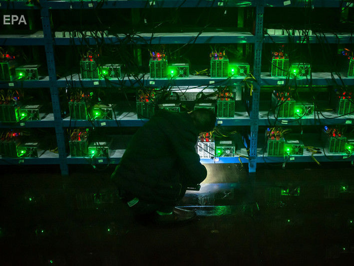 В Ісландії вкрали 600 комп'ютерів для майнінгу криптовалюти