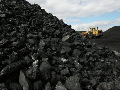 Волинець повідомив, що через знеструмлення шахт у Луганській області під землею було заблоковано приблизно 240 гірників