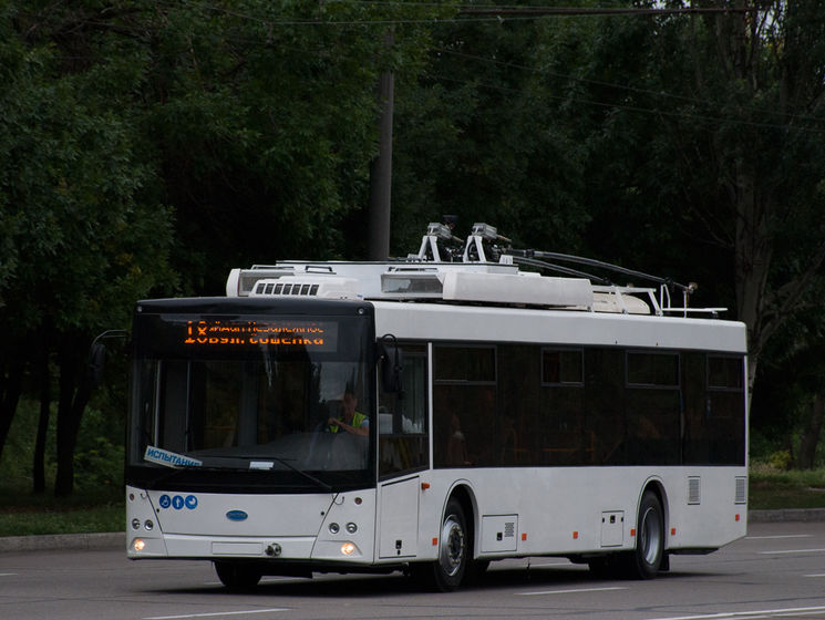 У Чернівцях на маршрут вийшли українські тролейбуси на автономному ходу