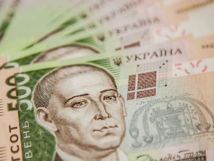 Средняя зарплата в Украине выросла до 8382 грн в месяц – Госстат
