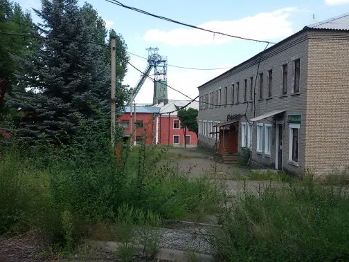 На шахте "Золотое" в Луганской области произошел прорыв подземных вод: уровень затопления растет