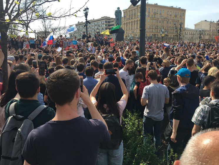 Сотник: Акція Навального оголила абсолютну неспроможність його прихильників і їхню нездатність до опору