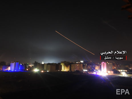 У ніч на 10 травня Ізраїль обстріляв військові об'єкти у Сирії