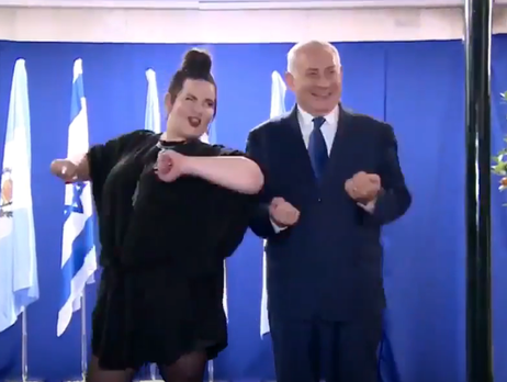 Нетаньяху станцевал с победительницей 